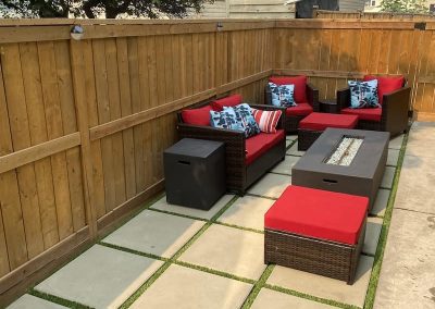 Kalagan Outdoor Design turf between patio stones