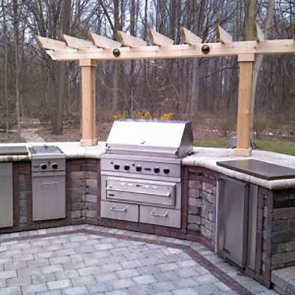 outdoor kitchen